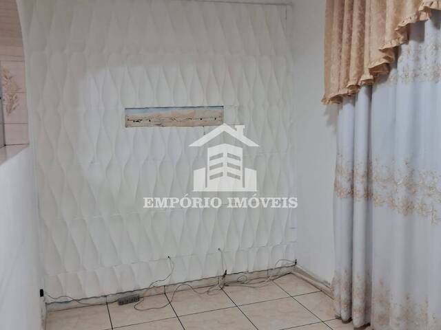 Locação em Conjunto Habitacional Santa Etelvina III - São Paulo